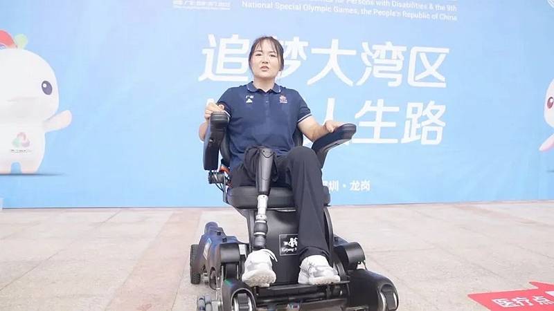 爬樓輪椅、助聽器、助聾眼鏡……深圳智能輔具改善殘障及老年生活:助聽器